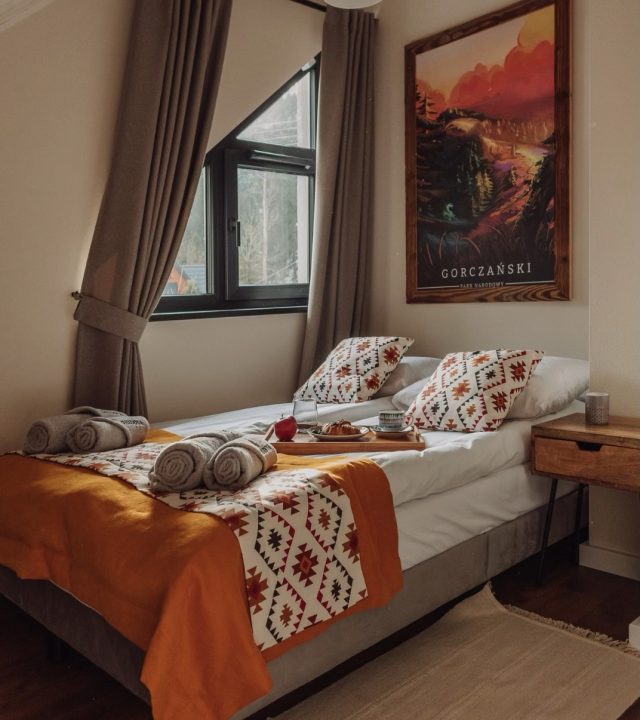 poduszki pościel narzuta firany i zasłony